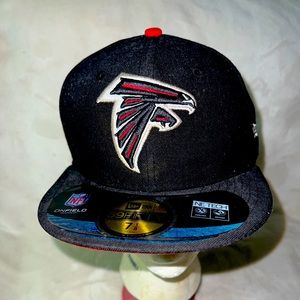 New Era Men's NFL Atlanta Falcons Black 59Fifty Flat Brim Fitted Hat Size 7 1/8